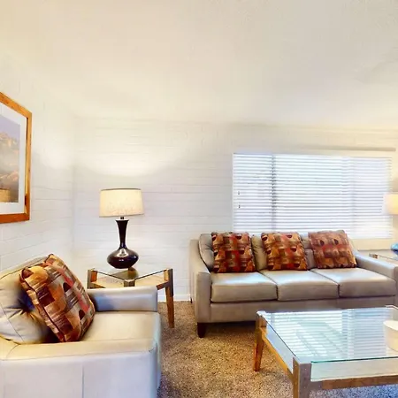 Downtown Cozy Home Base - Purple Sage 4